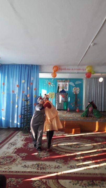 №52 Бастауыш мектеп шағын орталығында  "Үш торай ертегісі "